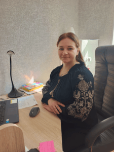Як мами та дружини військових опановують фах супроводу ветеранів та ветеранок